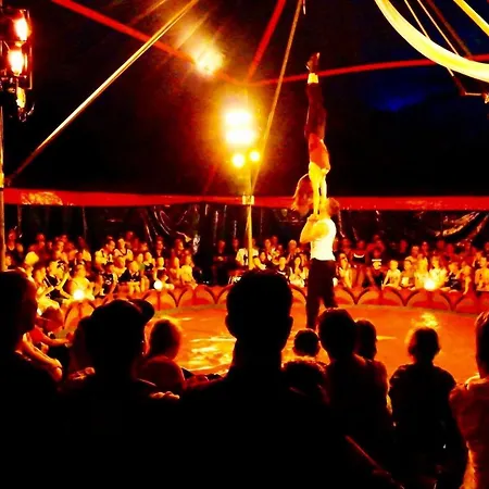 Οργανωμένο κάμπινγκ Glamping Betuwe