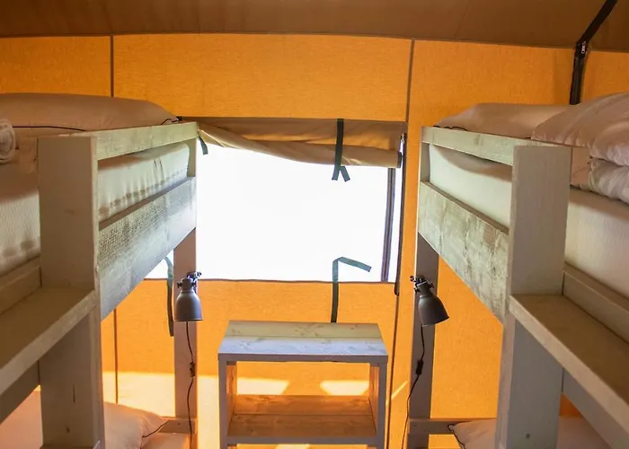 Glamping Betuwe Campo de lujo Kesteren